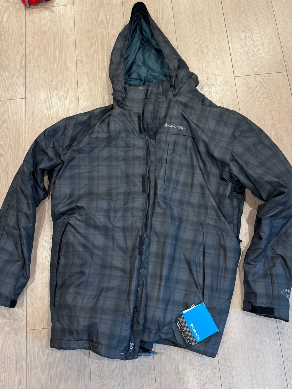 Columbia Men's Hooded Puffer Jacket - Dark Gray Plaid
